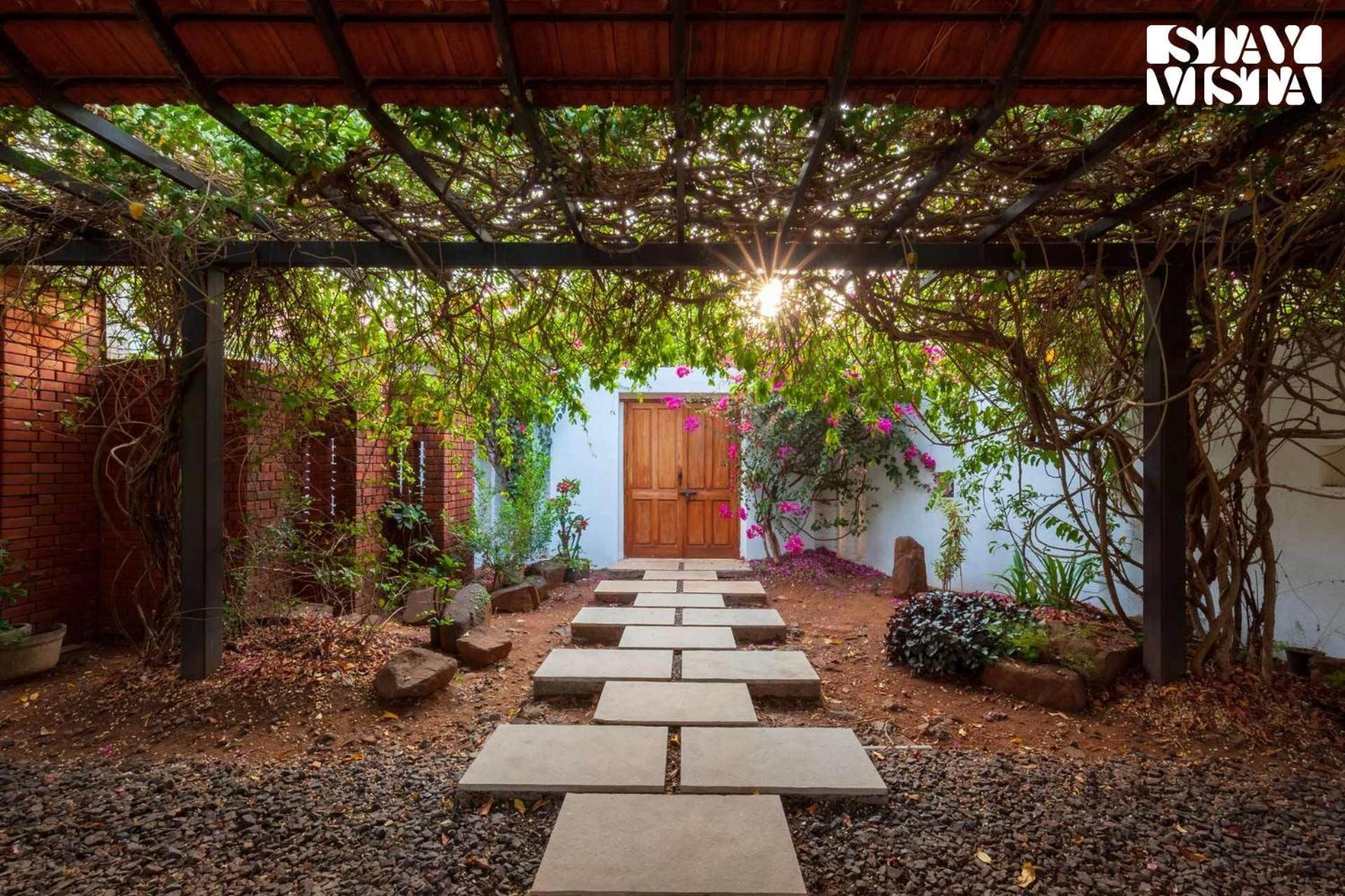 Wander Beyond By Stayvista - Featuring A Bali-Themed Abode And A Refreshing Swimming Pool Alībāg Extérieur photo